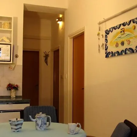 Apartment In With Seaview, Terrace, Air Condition, Wifi Trogir
