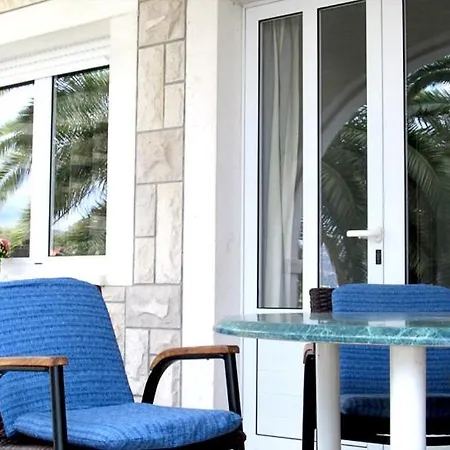Apartment In With Seaview, Terrace, Air Condition, Wifi Trogir
